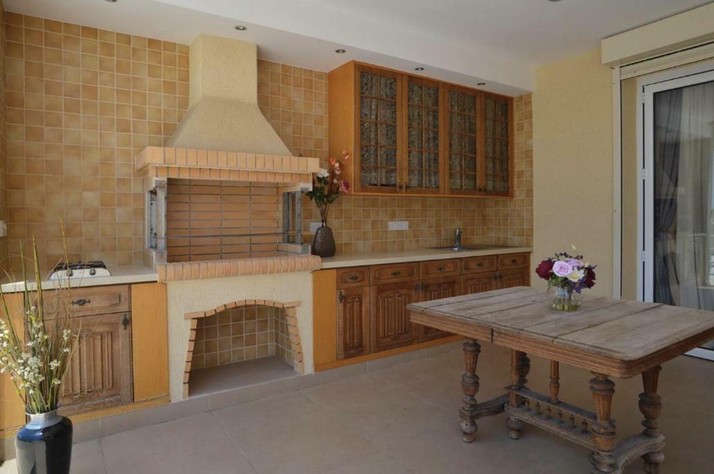 Appartement Huge Penthouse With Private Pool à Paphos Extérieur photo